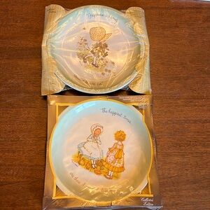 Hollie Hobbie vintage collectors plates American Greetings 1970s display New